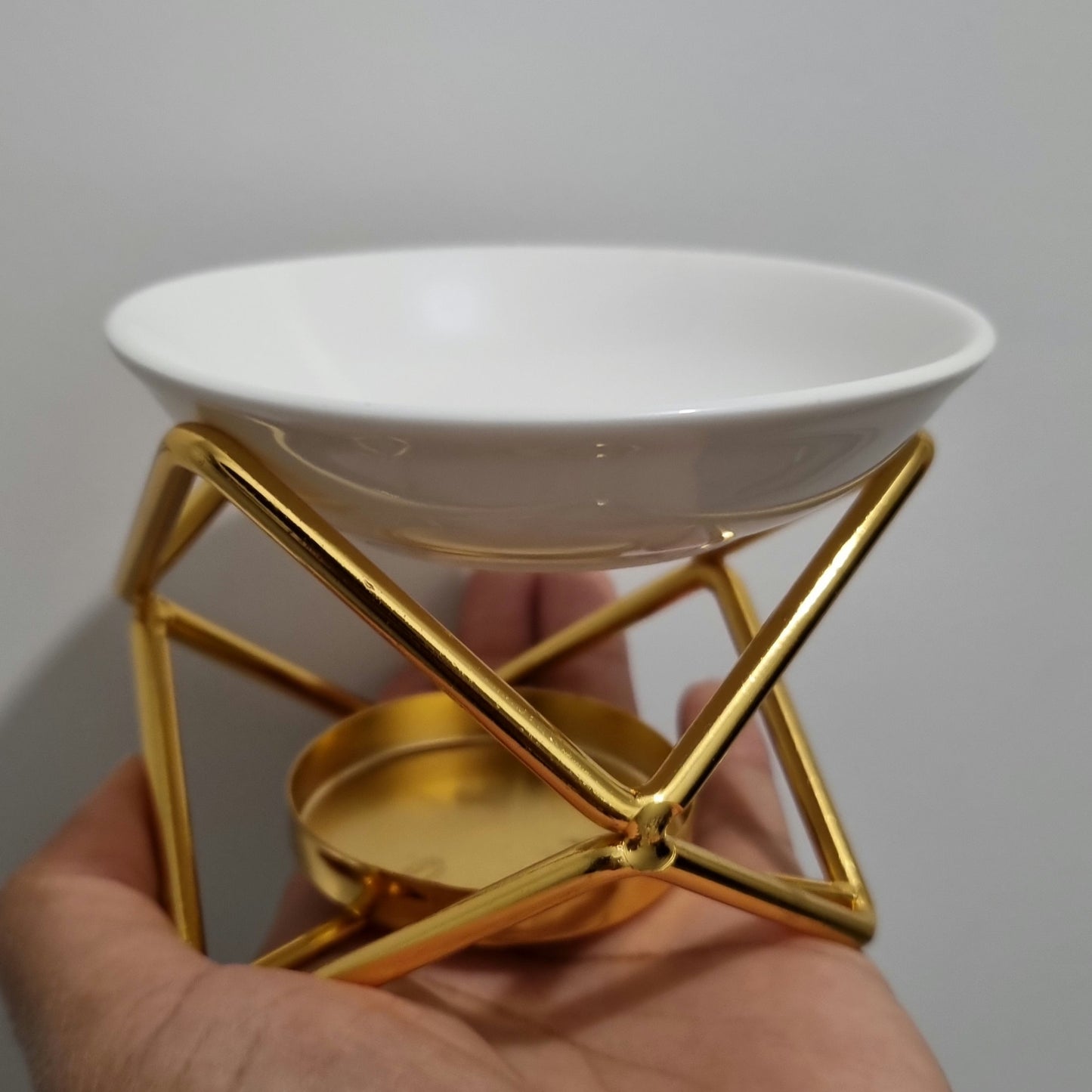 Lea wax burner