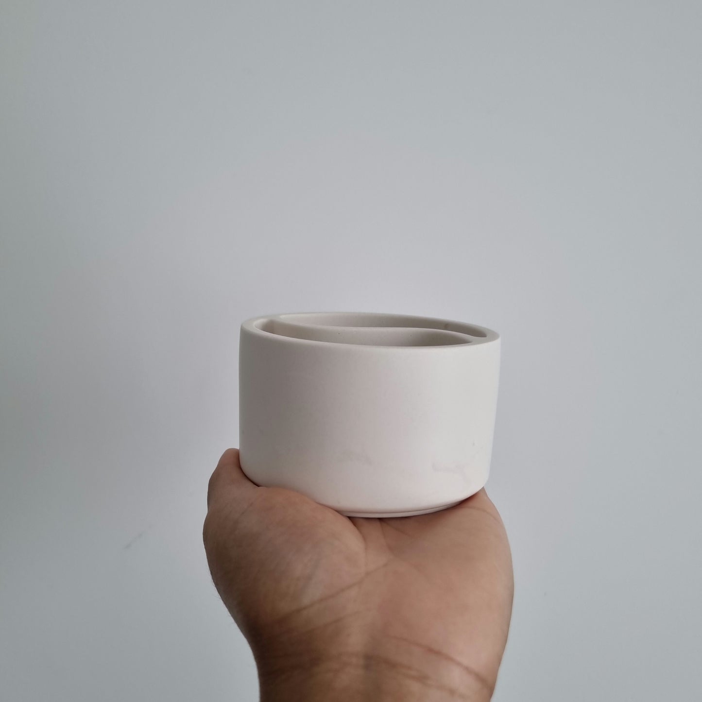 Handmade Jesmonite Ying Yang Pot