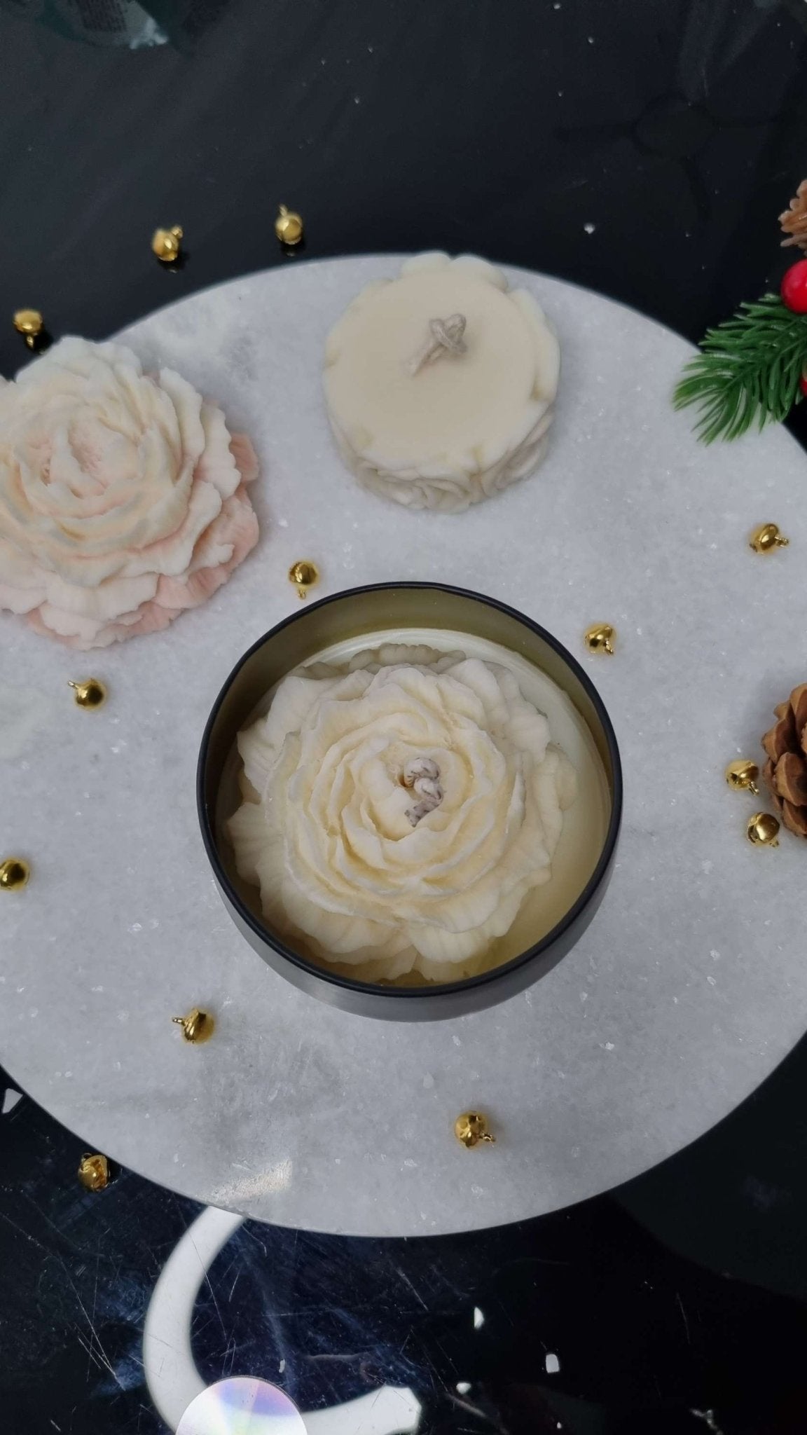 Bougie Parfumée Peony - Bel Jewelry and CO
