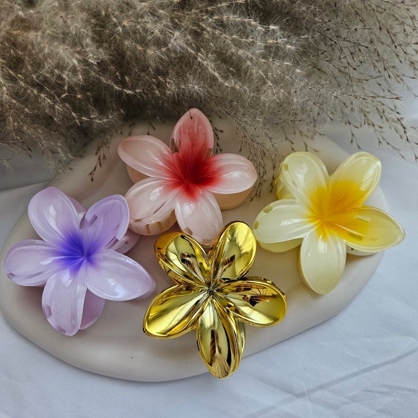 Les Pinces Hibiscus - Island Vibes - Bel Jewelry and CO