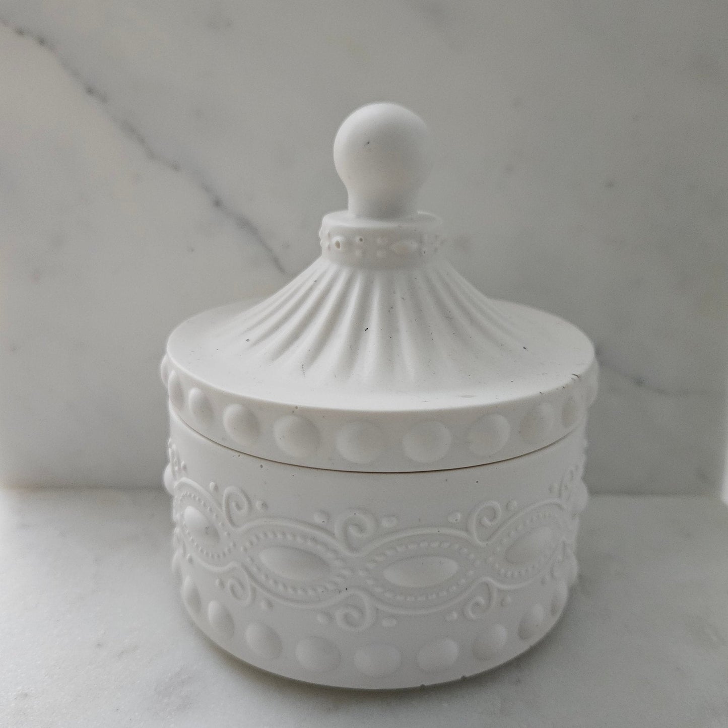 Pot Baroque en Jesmonite Fait Main - Bel Jewelry and CO