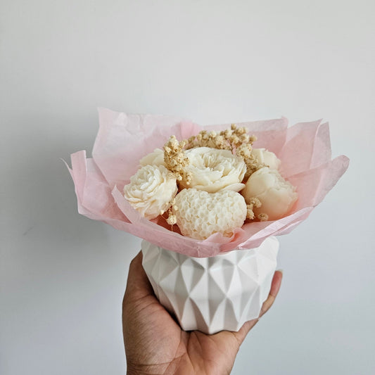 Bouquet de Fleurs Bougies Parfumés avec pot Jesmonite - Bel Jewelry and CO