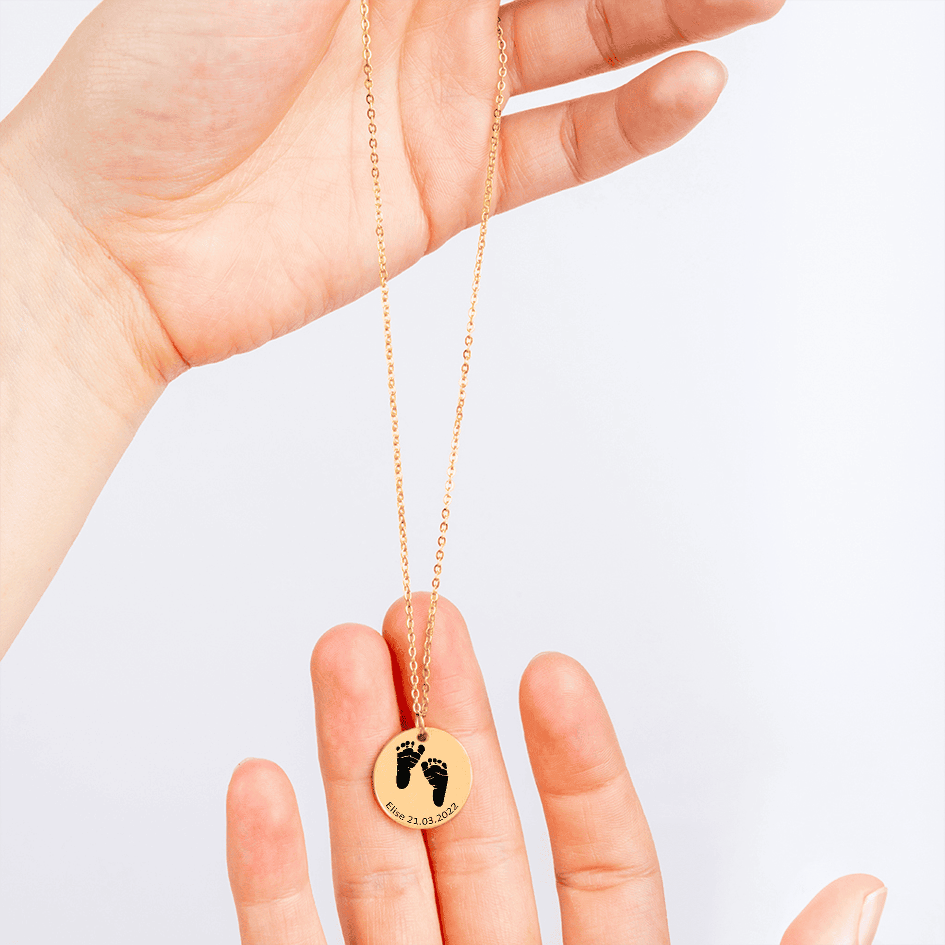 Collier imprimé pied bébé personnalisables en acier inoxydable | Gravure offerte | Waterproof et hypoallergénique - Bel Jewelry and CO