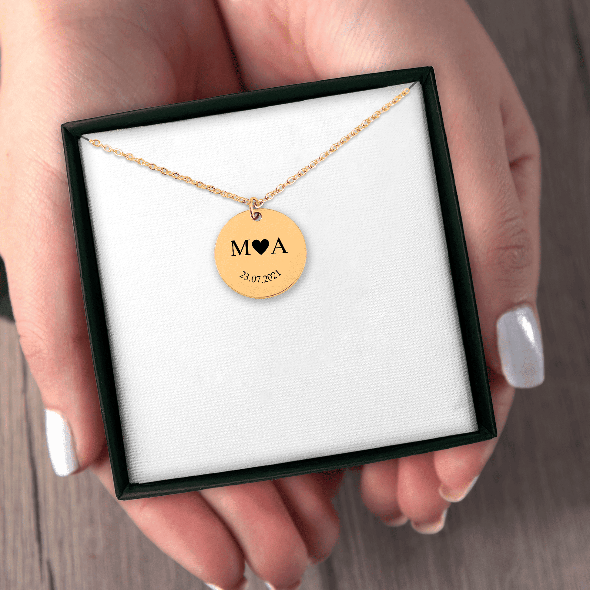 Collier Initiales personnalisable en acier inoxydable | Gravure offerte | Waterproof et hypoallergénique - Bel Jewelry and CO